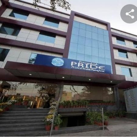 Hotel Pitrashish Pride Igi Intl Airport Delhi ภายนอก รูปภาพ