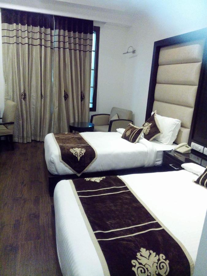 Hotel Pitrashish Pride Igi Intl Airport Delhi ภายนอก รูปภาพ